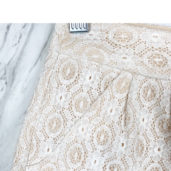 LC LAUREN CONRAD Plus Ivory Crochet Lace Bohemian Shorts | Sizes 14 & 16 NWT - Picture 6 of 8